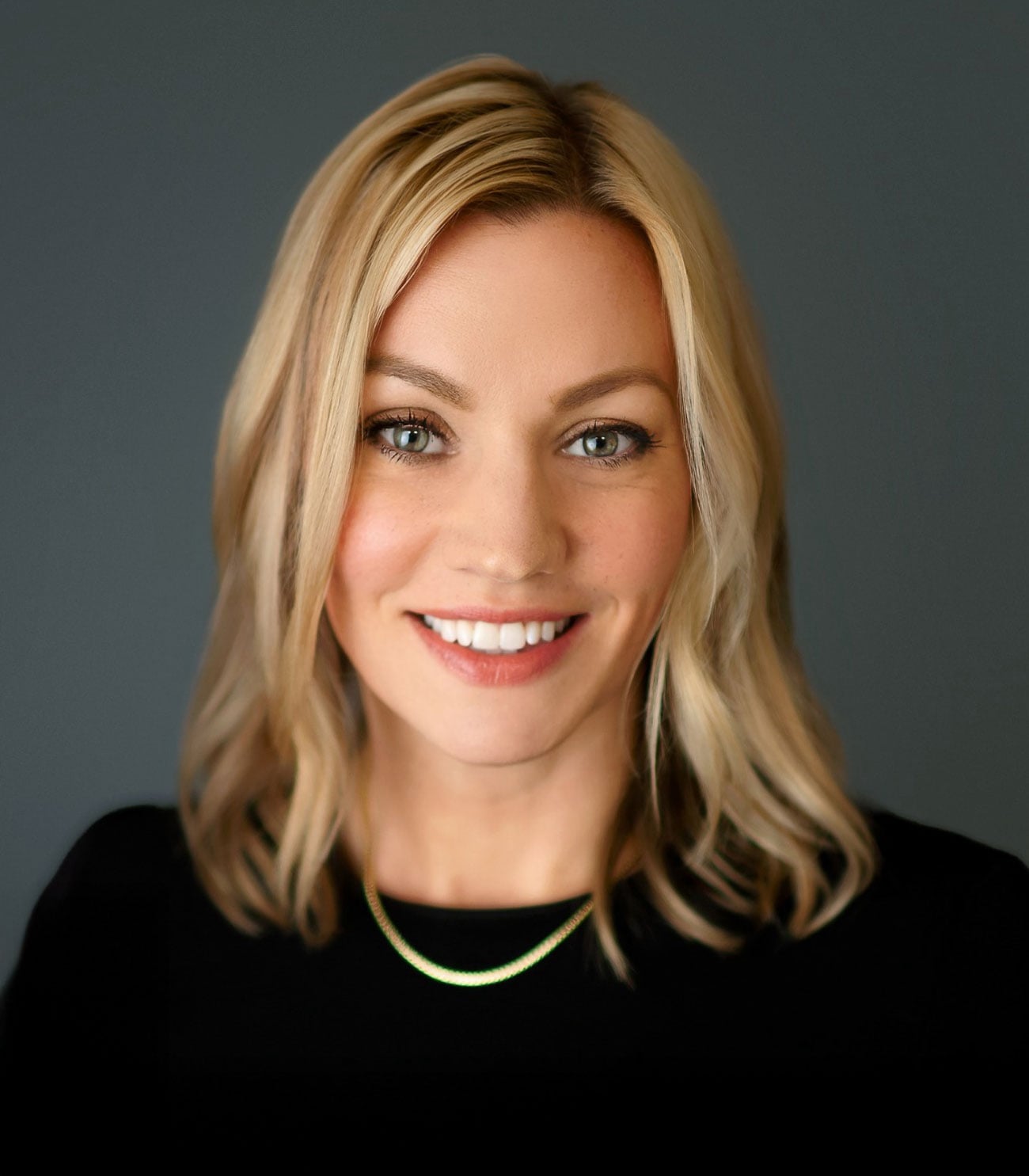 Erin Cook headshot